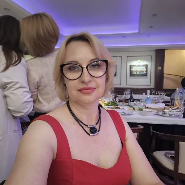 Надюша